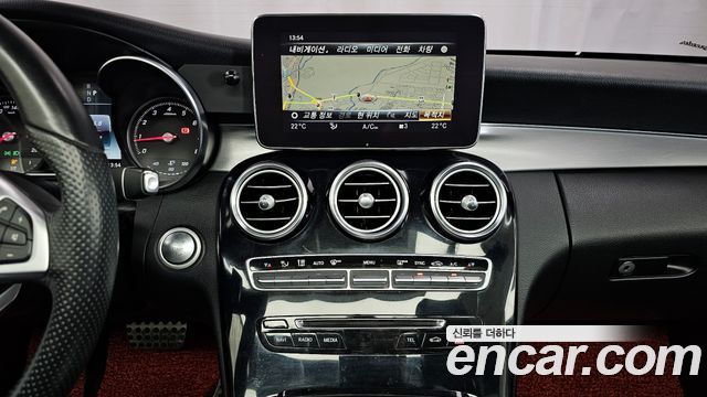 Mercedes-Benz C-Class W205 C200 Cabriolet