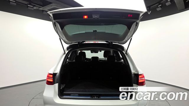 Mercedes-Benz GLC-Class GLC350e 4MATIC