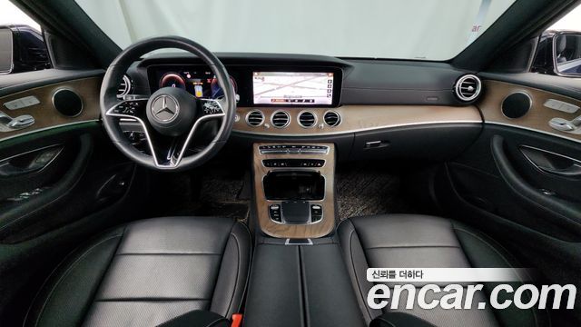 Mercedes-Benz E-Class E220d 4MATIC Exclusive