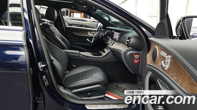 Mercedes-Benz E-Class E220d 4MATIC Exclusive
