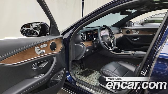 Mercedes-Benz E-Class E220d 4MATIC Exclusive