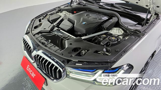 BMW 5-Series 530i M Sport Package