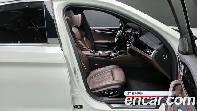BMW 5-Series 530i M Sport Package