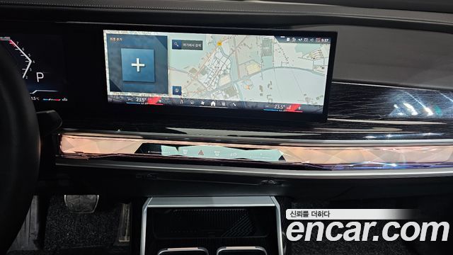 BMW 7-Series 740i xDrive M Sport