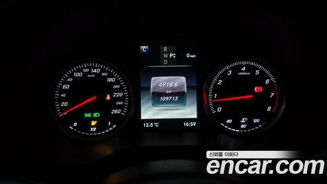 Mercedes-Benz C-Class C200