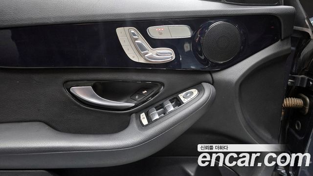 Mercedes-Benz C-Class C200