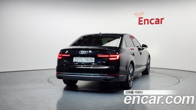Audi A4 40 TFSI Premium