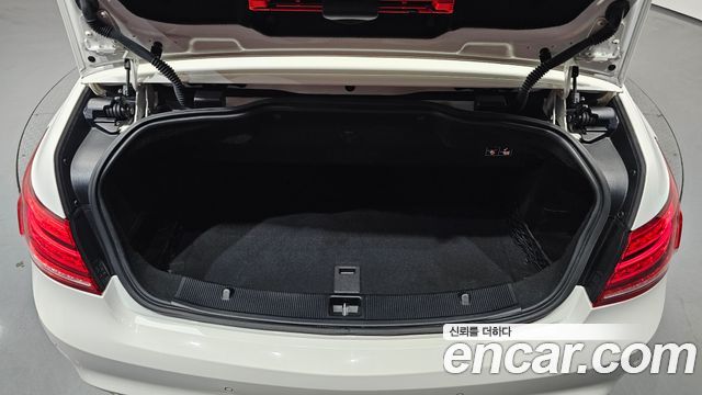 Mercedes-Benz E-Class E400 Cabriolet