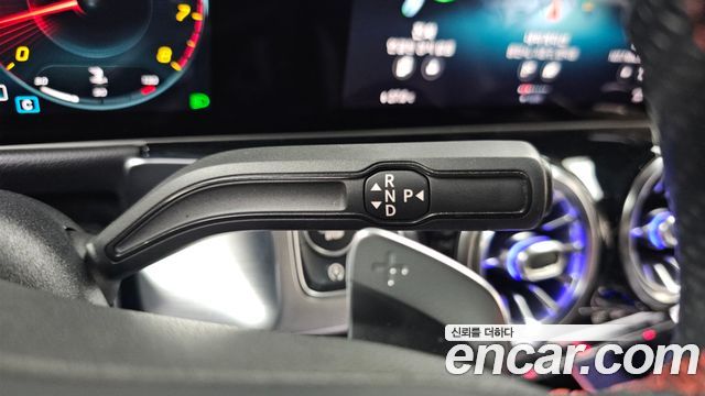 Mercedes-Benz GLB-Class GLB250 4MATIC