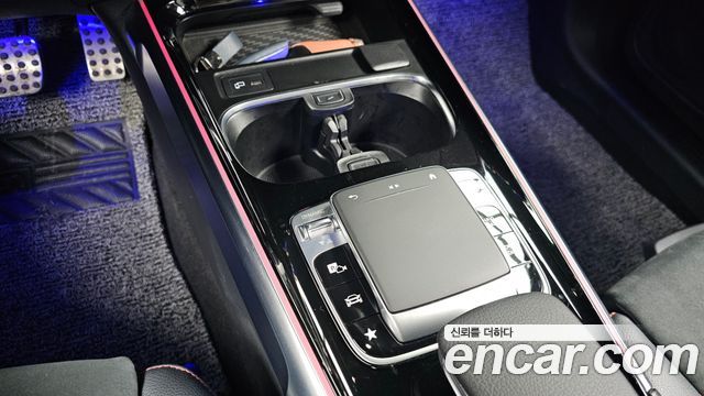 Mercedes-Benz GLB-Class GLB250 4MATIC