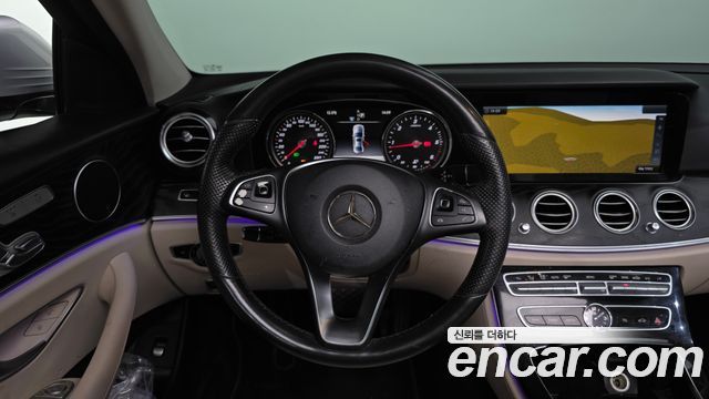 Mercedes-Benz E-Class E220d Avantgarde