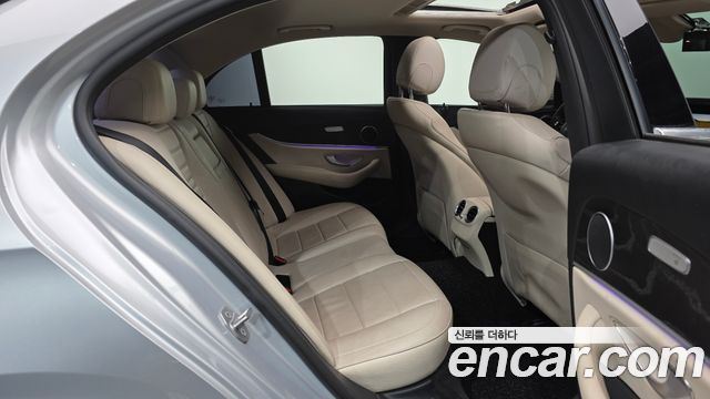 Mercedes-Benz E-Class E220d Avantgarde