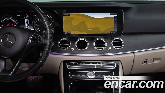 Mercedes-Benz E-Class E220d Avantgarde