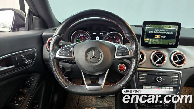 Mercedes-Benz CLA-Class CLA250 4MATIC AMG Line