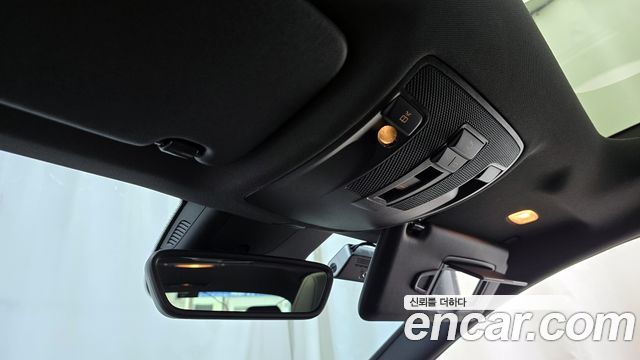 Mercedes-Benz CLA-Class CLA250 4MATIC AMG Line
