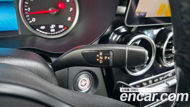 Mercedes-Benz C-Class C200