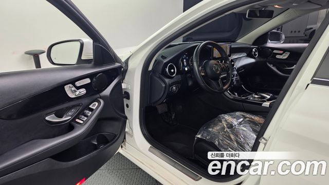 Mercedes-Benz C-Class C200
