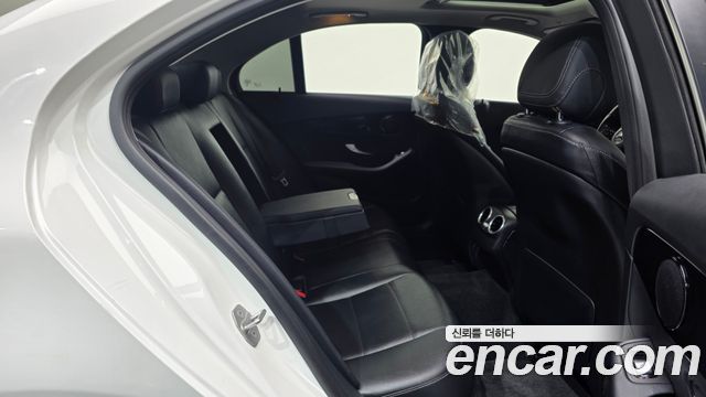 Mercedes-Benz C-Class C200