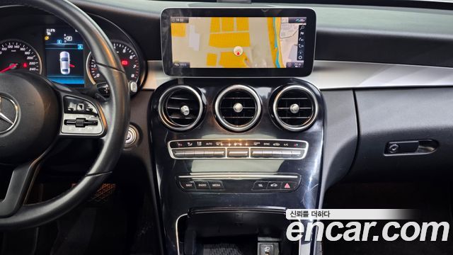 Mercedes-Benz C-Class C200