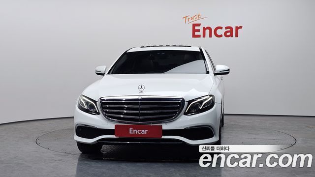 Mercedes-Benz E-Class E220d Exclusive