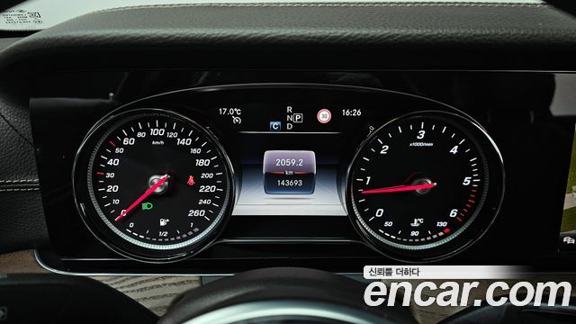 Mercedes-Benz E-Class E220d Exclusive