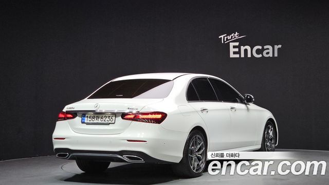 Mercedes-Benz E-Class E220d 4MATIC AMG Line