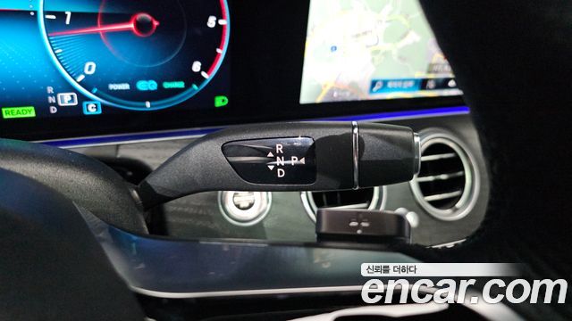 Mercedes-Benz E-Class E220d 4MATIC AMG Line