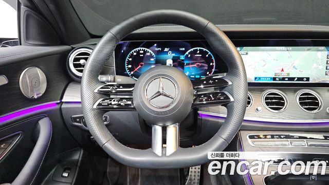Mercedes-Benz E-Class E220d 4MATIC AMG Line