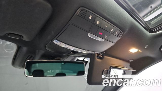 Mercedes-Benz E-Class E220d 4MATIC AMG Line
