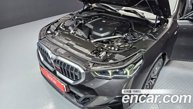 BMW 5-Series 520i M Sport