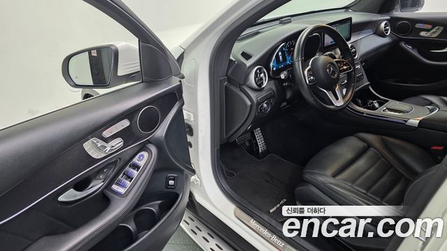 Mercedes-Benz GLC-Class GLC300 4MATIC Premium Coupe