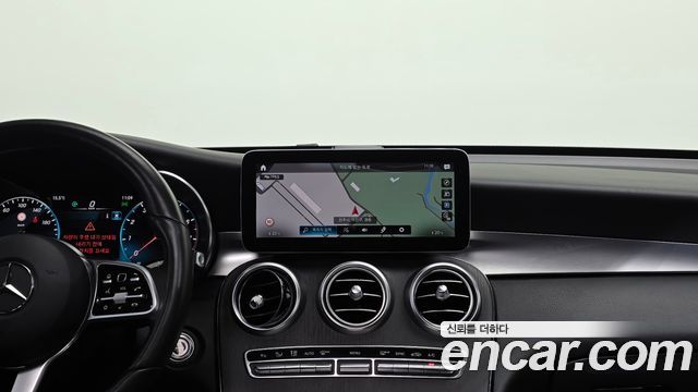 Mercedes-Benz GLC-Class GLC300 4MATIC Premium Coupe