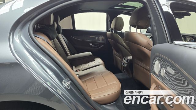Mercedes-Benz E-Class E350 4MATIC Avantgarde