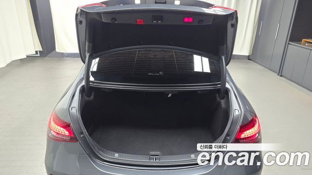 Mercedes-Benz E-Class E350 4MATIC Avantgarde