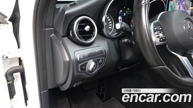 Mercedes-Benz C-Class W205 C220 d 4MATIC