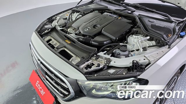 Mercedes-Benz E-Class E220d 4MATIC Exclusive