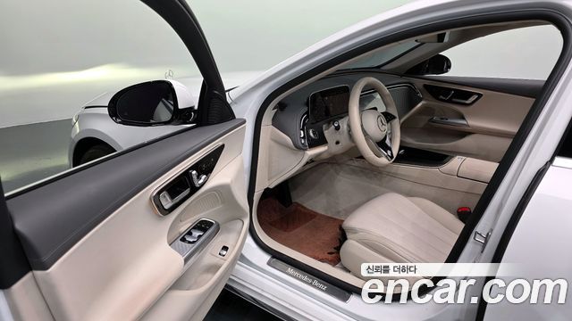 Mercedes-Benz E-Class E220d 4MATIC Exclusive