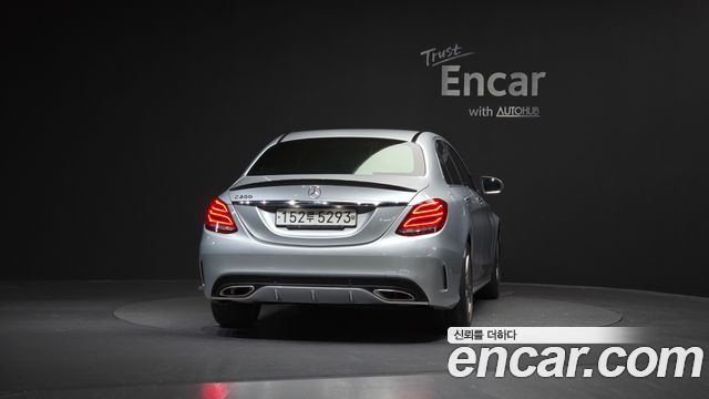Mercedes-Benz C-Class C200 AMG Line