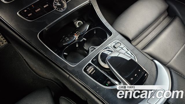 Mercedes-Benz C-Class C200 AMG Line