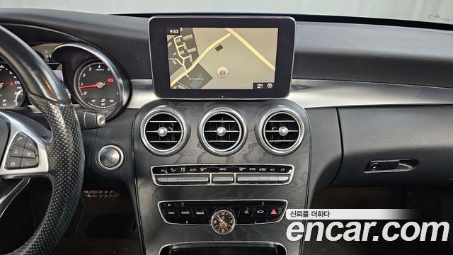 Mercedes-Benz C-Class C200 AMG Line