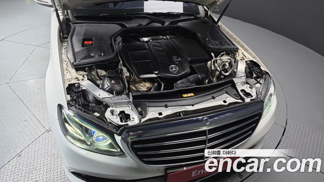 Mercedes-Benz E-Class E220d Exclusive