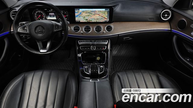 Mercedes-Benz E-Class E220d Exclusive