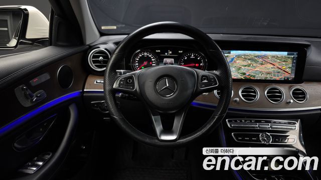 Mercedes-Benz E-Class E220d Exclusive