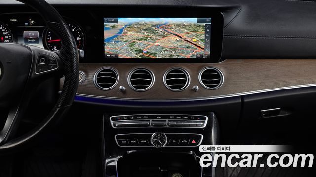 Mercedes-Benz E-Class E220d Exclusive