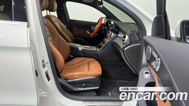 Mercedes-Benz GLC-Class GCL300 4MATIC Coupe