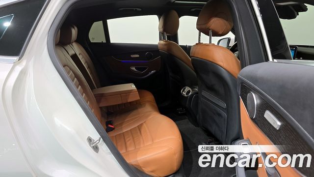 Mercedes-Benz GLC-Class GCL300 4MATIC Coupe