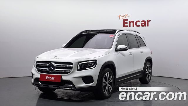 Mercedes-Benz GLB-Class GLB220