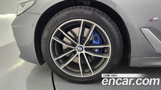 BMW 5-Series 523d xDrive M Sport