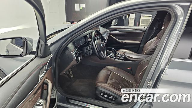 BMW 5-Series 523d xDrive M Sport