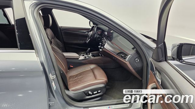 BMW 5-Series 523d xDrive M Sport